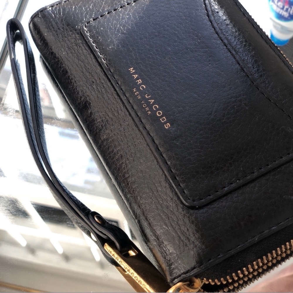 Marc Jacobs Black Calfskin Leather Wristlet with Gold Accents